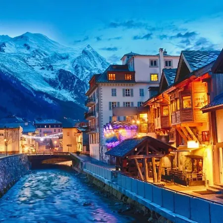 Apartment Germain Close To Chamonix Mont Blanc Apartment *