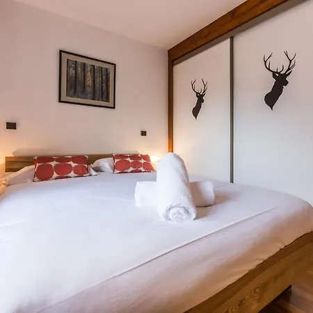 Apartment Germain Close To Chamonix Mont Blanc Apartment